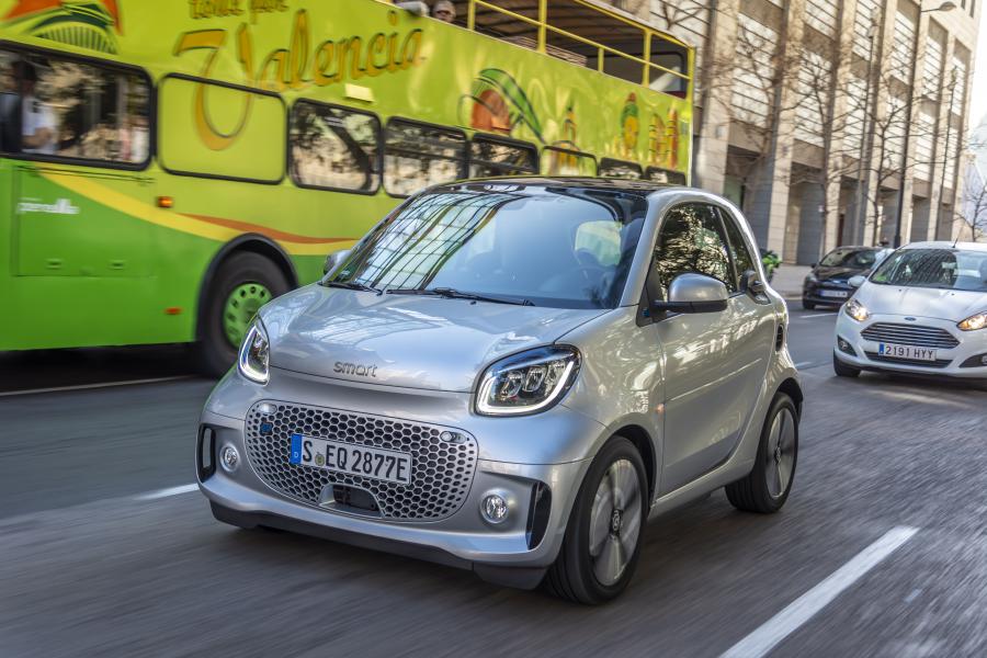  Smart EQ ForTwo Prime Coupe (C453) 2020 года  (WW) (фото 18 из 28)
